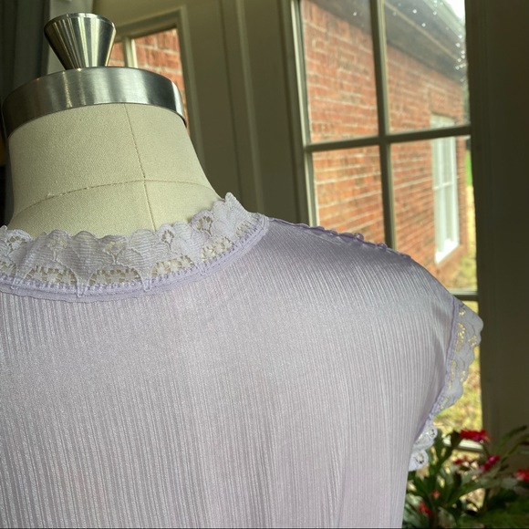 (SOLD) Vintage 1960s Lavender Lilac Pastel Purple Lace Empire Waist Nightgown - Picture 6 of 9